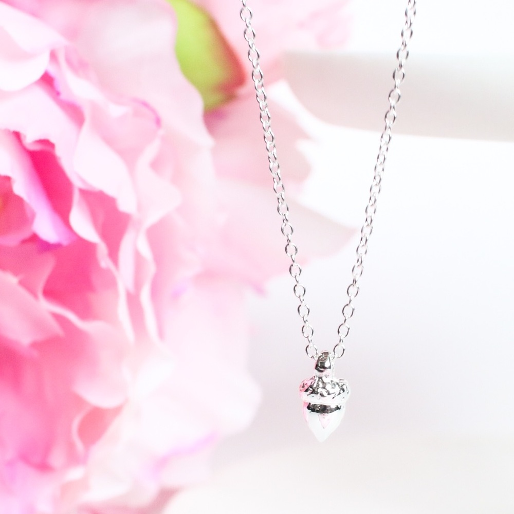 Dainty Acorn Necklace - Picture 5 of 7